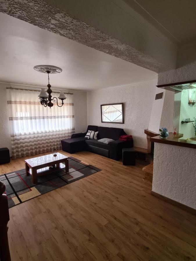 Gomes & Fortunato House Casais Brancos Екстер'єр фото