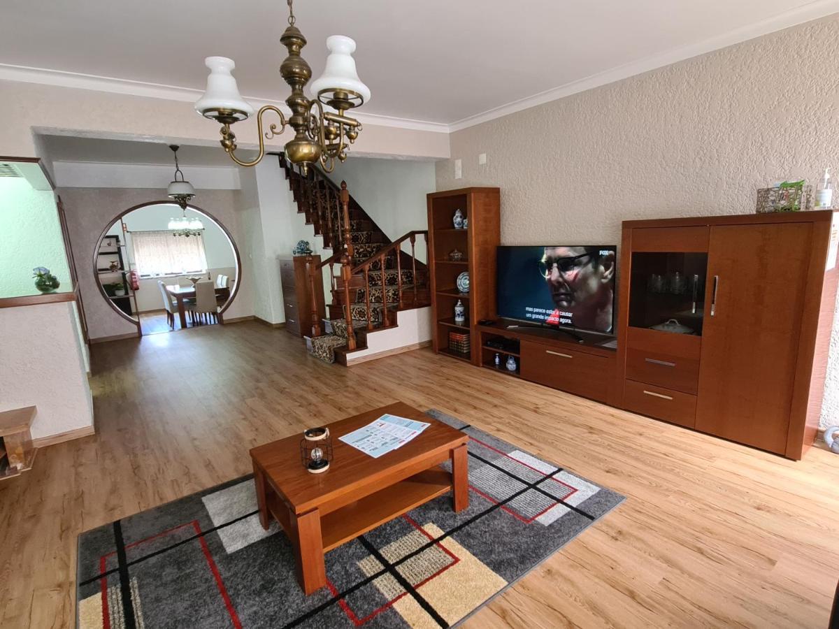 Gomes & Fortunato House Casais Brancos Екстер'єр фото